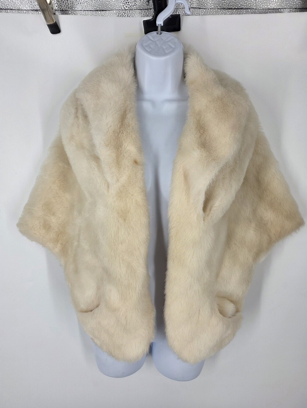 Vintage Genuine Mink Fur Stole Wrap Shawl Cream Ivory Pockets 1950s OS